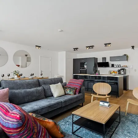 Cozy - Family With Parking Apartment *